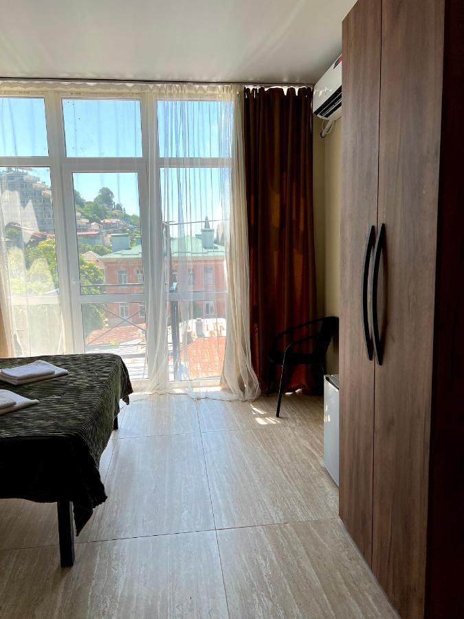 Hotel Golden Gagra Bagian luar foto
