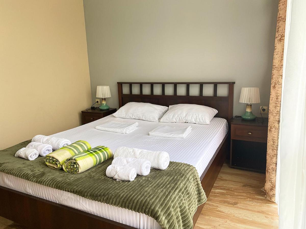 Hotel Golden Gagra Bagian luar foto
